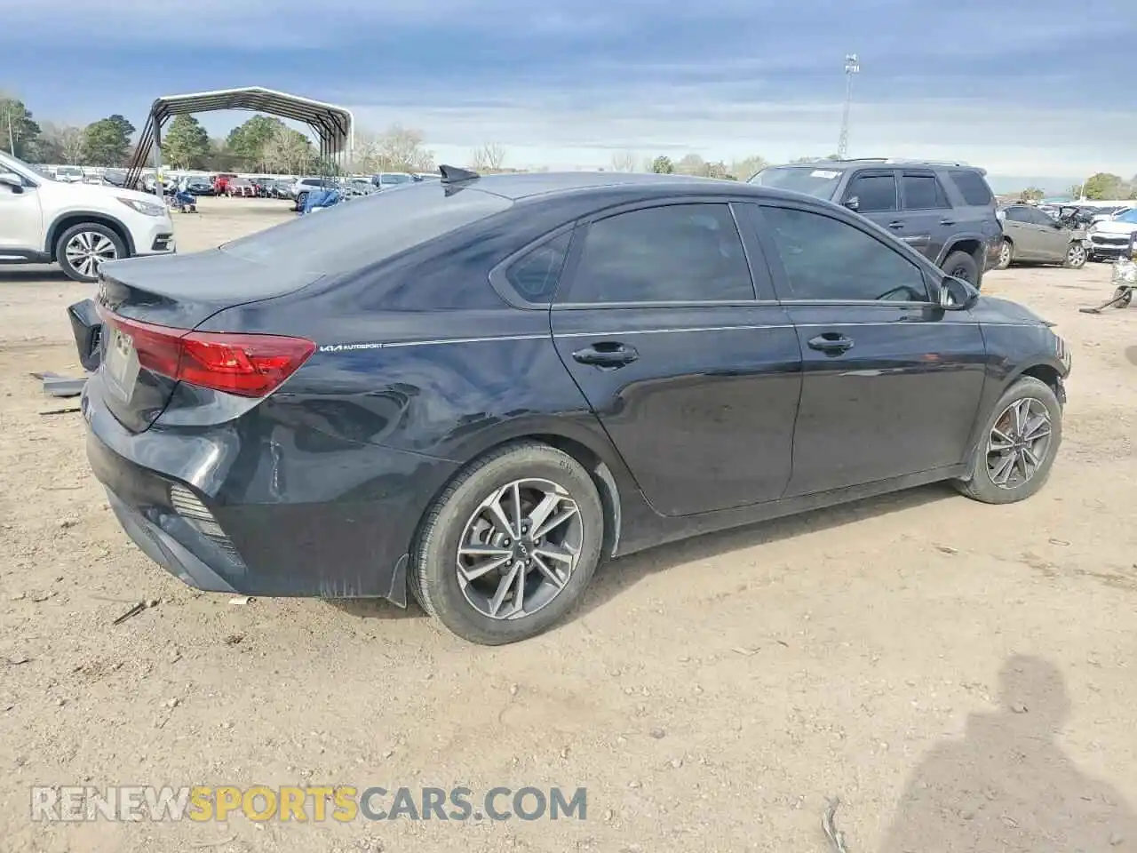 3 Photograph of a damaged car 3KPF24AD3NE465657 KIA FORTE 2022