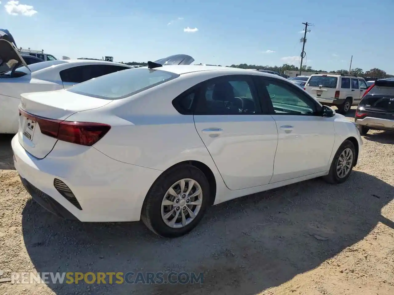 3 Photograph of a damaged car 3KPF24AD8NE451236 KIA FORTE 2022