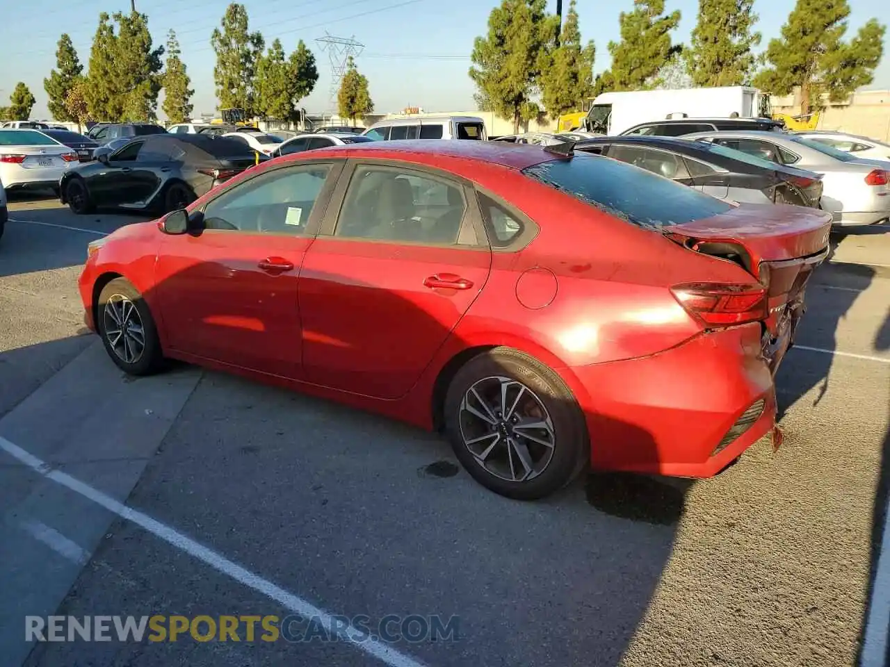 2 Фотография поврежденного автомобиля 3KPF24AD9NE436518 KIA FORTE 2022