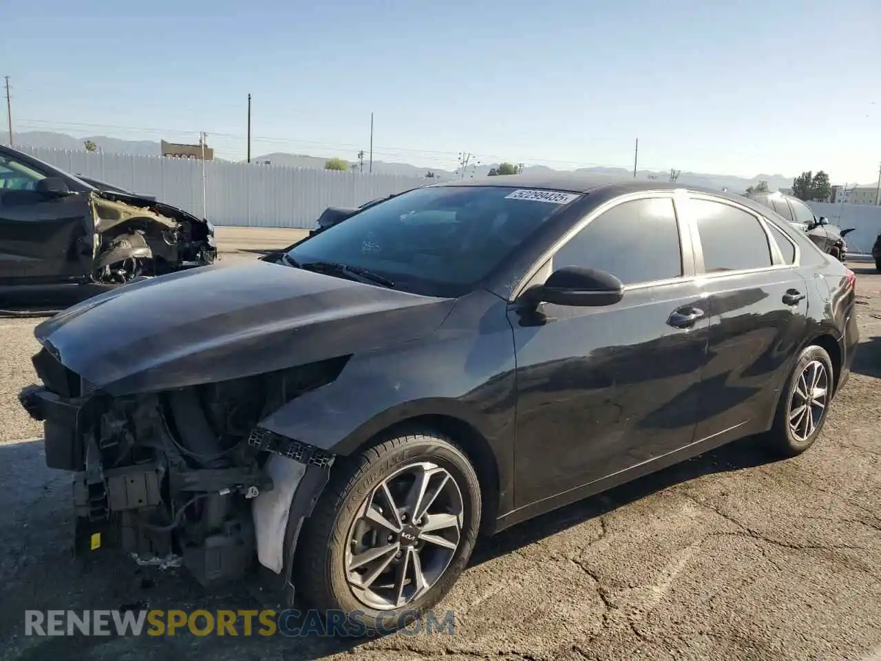 1 Photograph of a damaged car 3KPF24ADXNE433367 KIA FORTE 2022