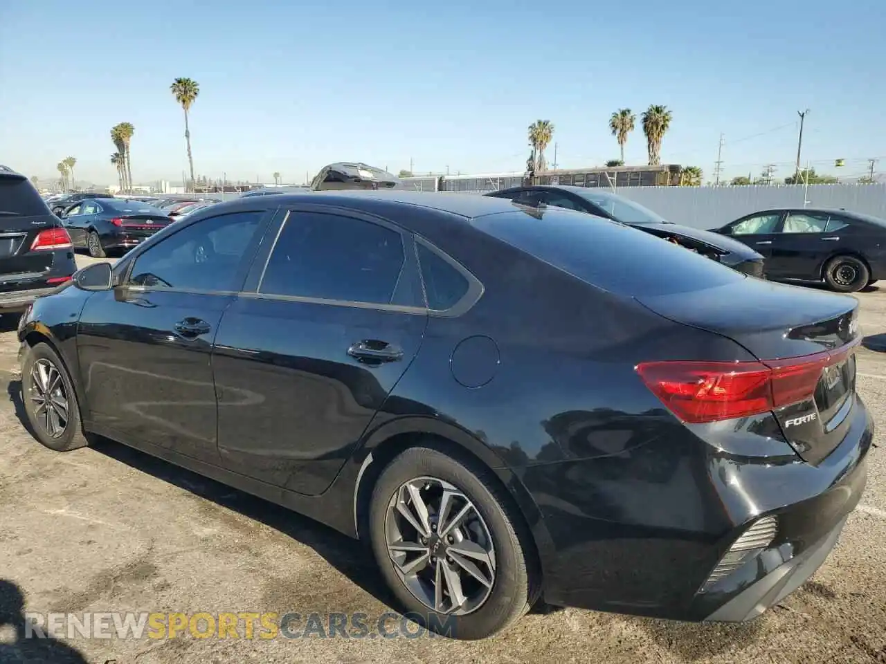 2 Photograph of a damaged car 3KPF24ADXNE433367 KIA FORTE 2022