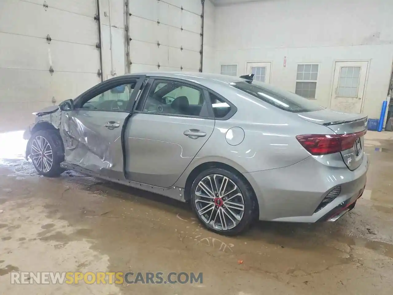 2 Фотография поврежденного автомобиля 3KPF44AC2NE477364 KIA FORTE 2022