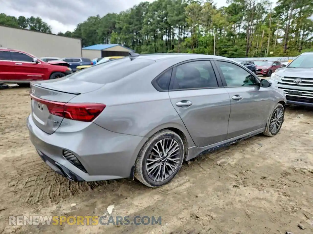 3 fotografías del automóvil dañado 3KPF54AD4NE511018 KIA FORTE 2022