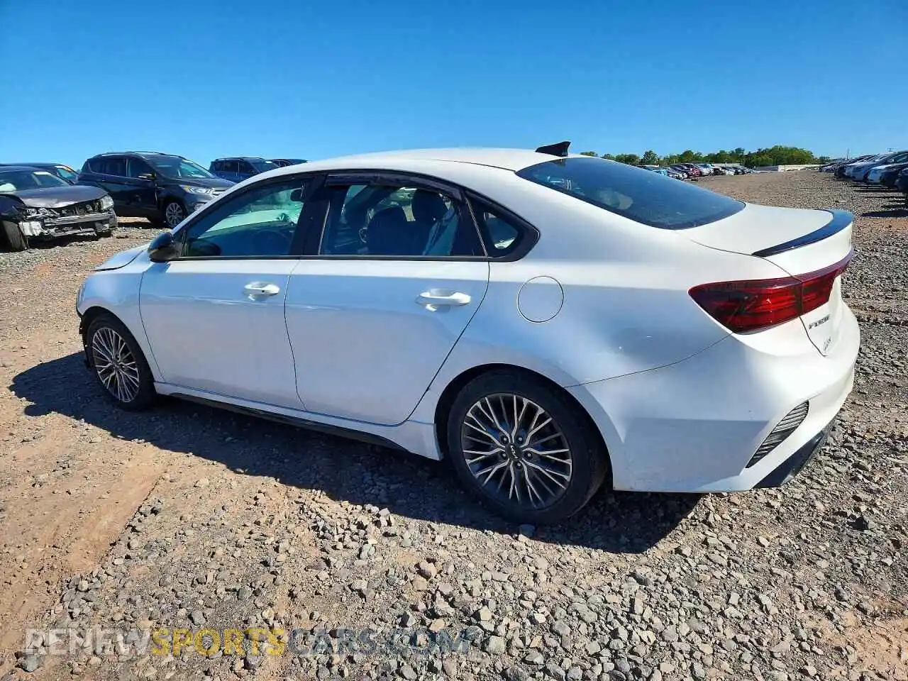 2 Фотография поврежденного автомобиля 3KPF54AD6NE435138 KIA FORTE 2022