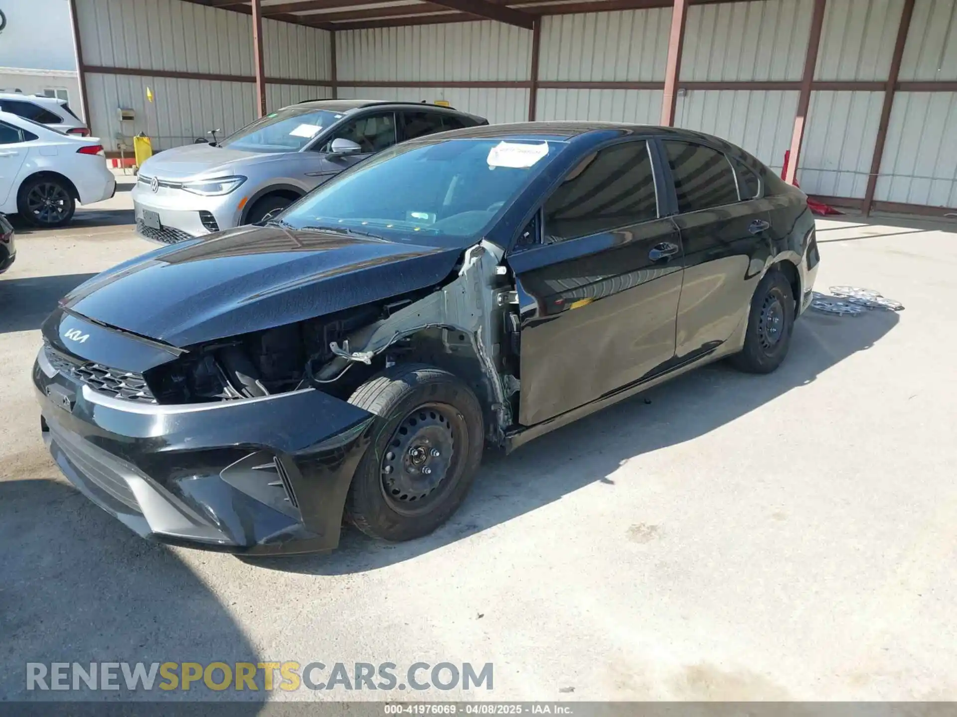 2 Фотография поврежденного автомобиля 3KPF24AD0PE635654 KIA FORTE 2023