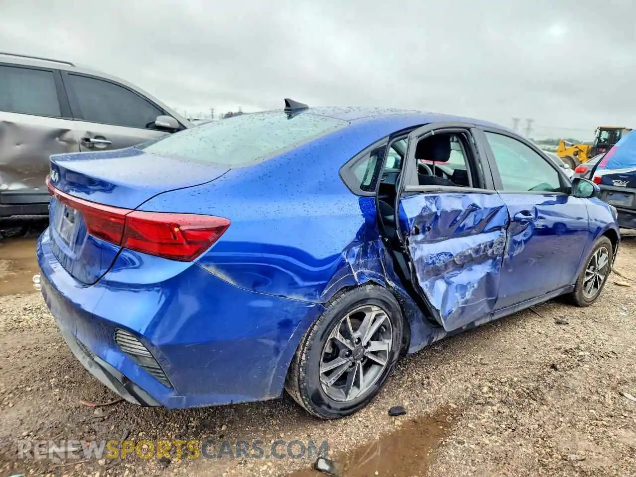 3 Photograph of a damaged car 3KPF24AD0PE681386 KIA FORTE 2023