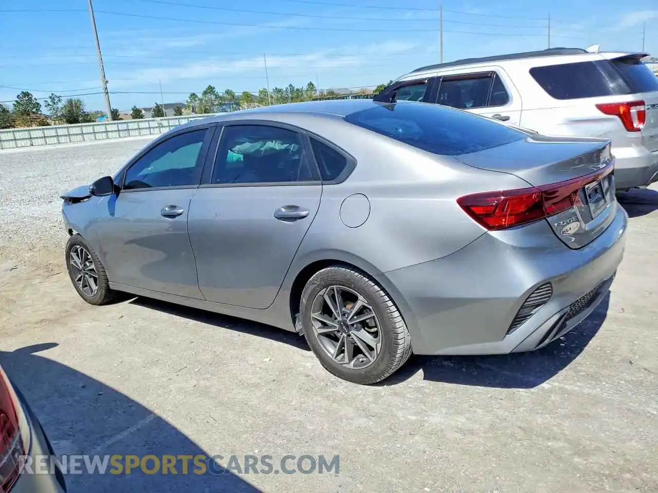 2 Фотография поврежденного автомобиля 3KPF24AD1PE603554 KIA FORTE 2023
