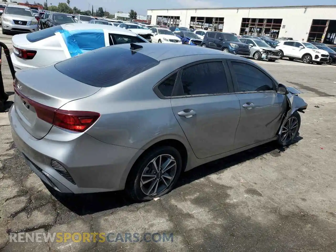 3 fotografías del automóvil dañado 3KPF24AD2PE506654 KIA FORTE 2023