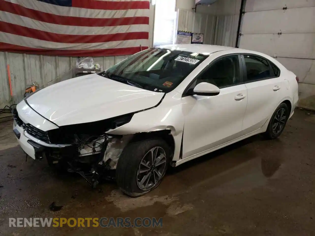 1 Photograph of a damaged car 3KPF24AD2PE614997 KIA FORTE 2023