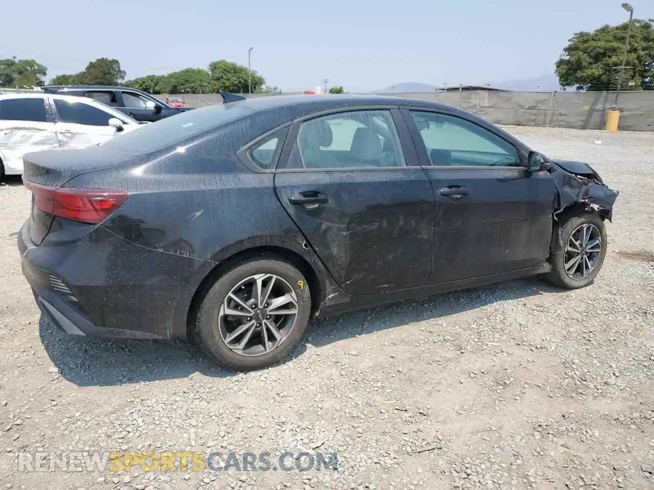 3 Photograph of a damaged car 3KPF24AD2PE654254 KIA FORTE 2023