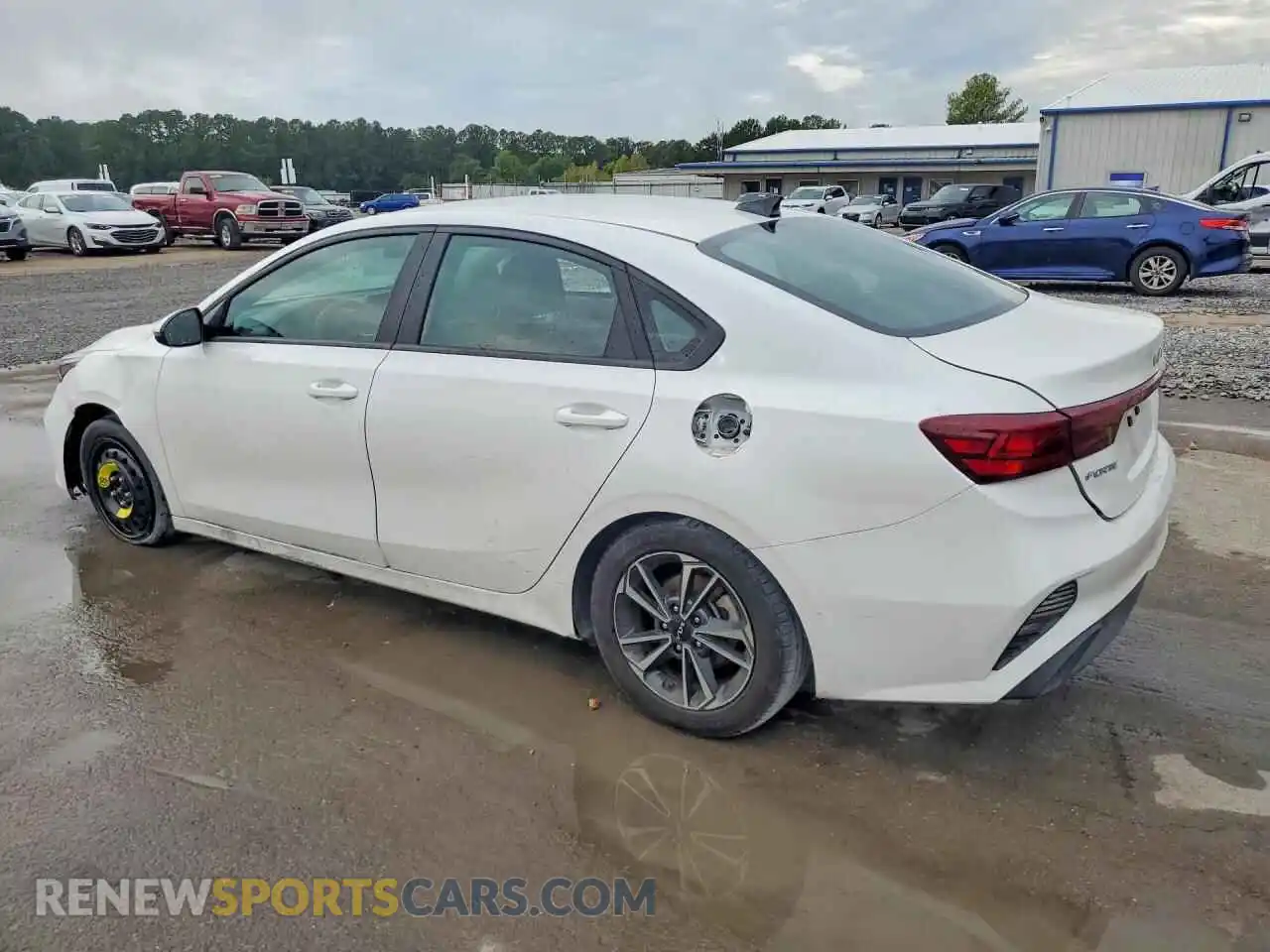 2 Фотография поврежденного автомобиля 3KPF24AD2PE673869 KIA FORTE 2023