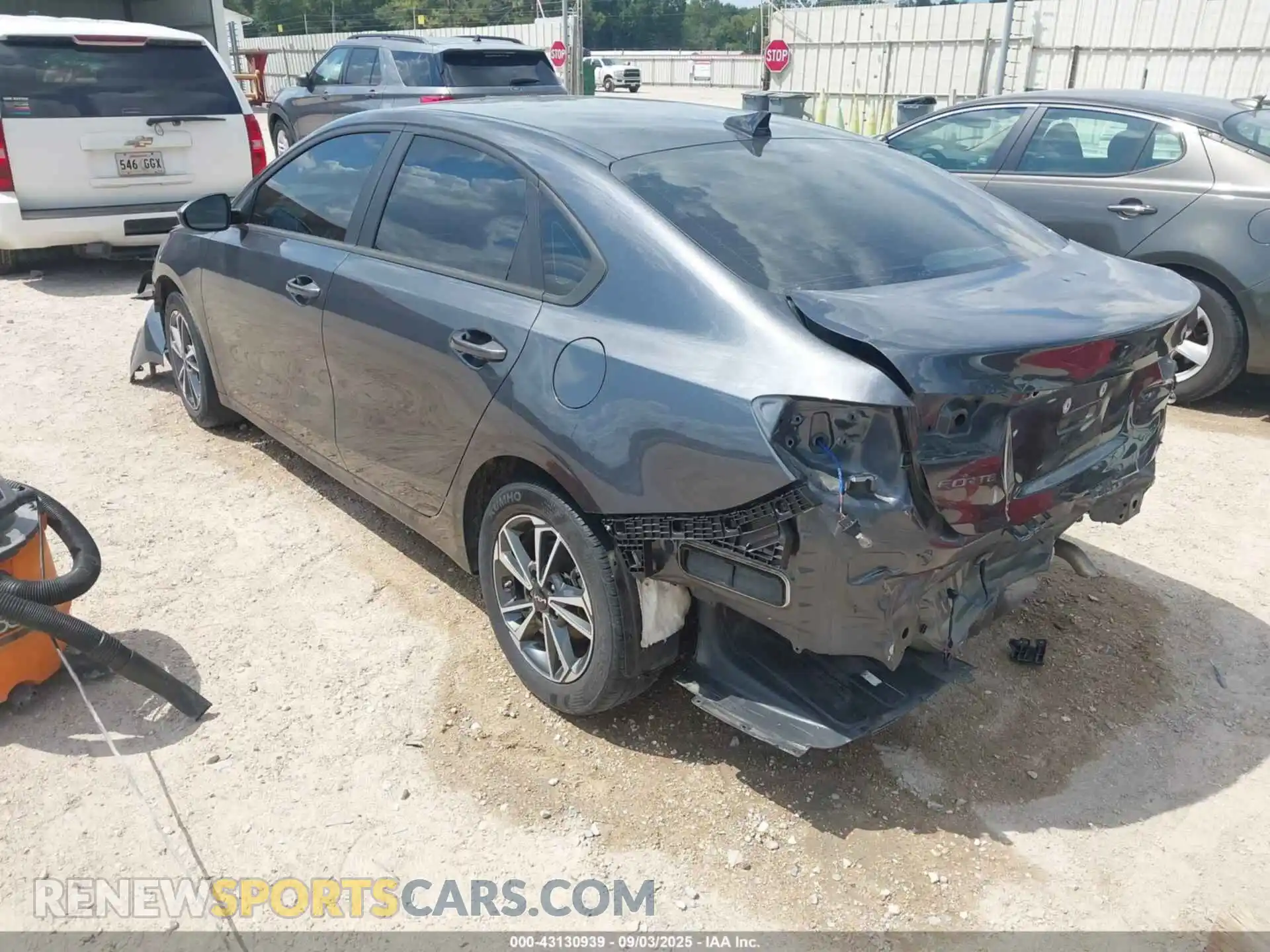 3 Photograph of a damaged car 3KPF24AD3PE590175 KIA FORTE 2023