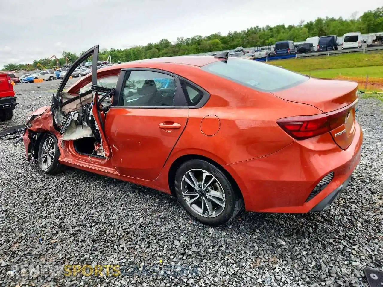 2 Фотография поврежденного автомобиля 3KPF24AD3PE624082 KIA FORTE 2023