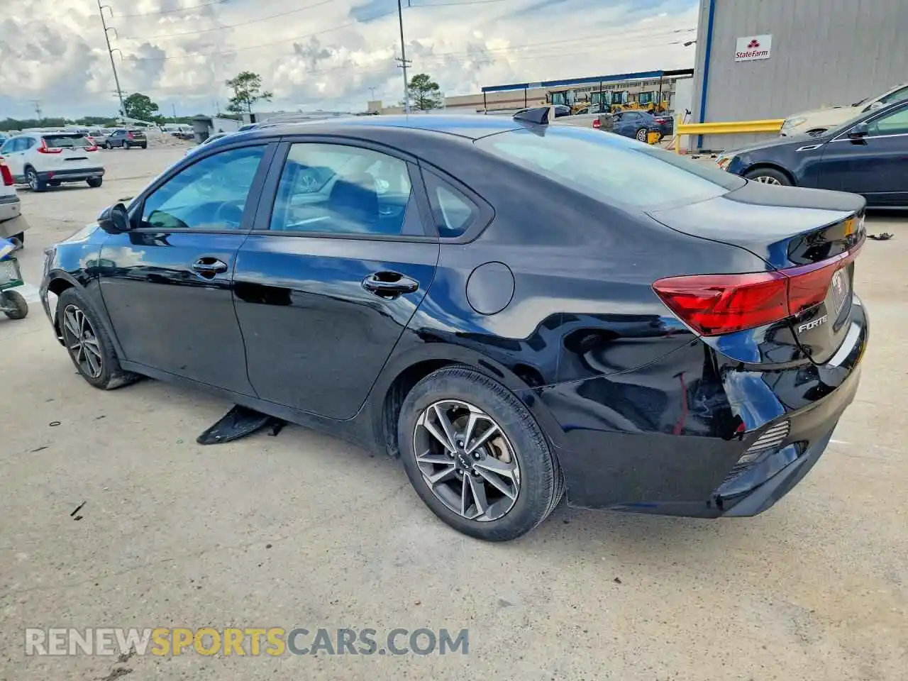 2 Фотография поврежденного автомобиля 3KPF24AD3PE655946 KIA FORTE 2023