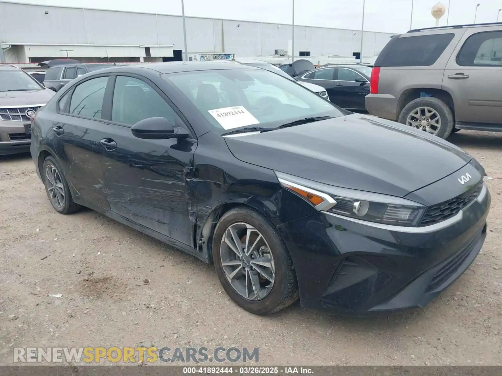 1 Фотография поврежденного автомобиля 3KPF24AD4PE612118 KIA FORTE 2023