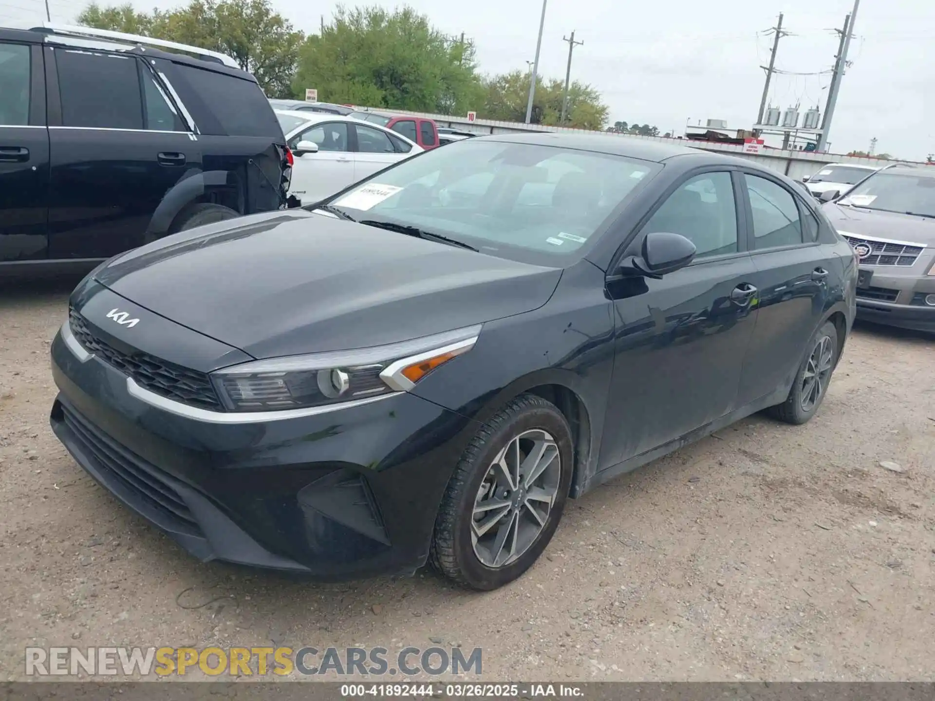 2 Фотография поврежденного автомобиля 3KPF24AD4PE612118 KIA FORTE 2023