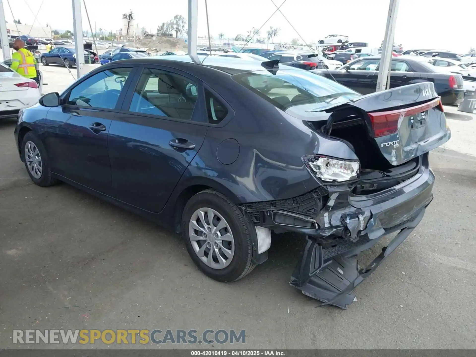 3 Photograph of a damaged car 3KPF24AD4PE620199 KIA FORTE 2023
