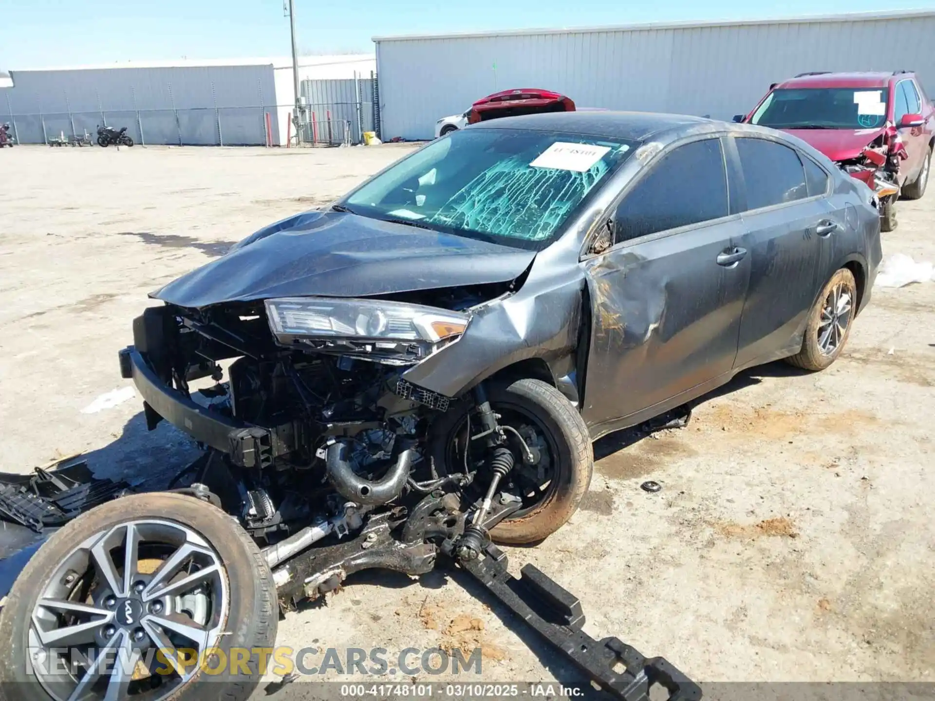 2 fotografías del automóvil dañado 3KPF24AD4PE632286 KIA FORTE 2023