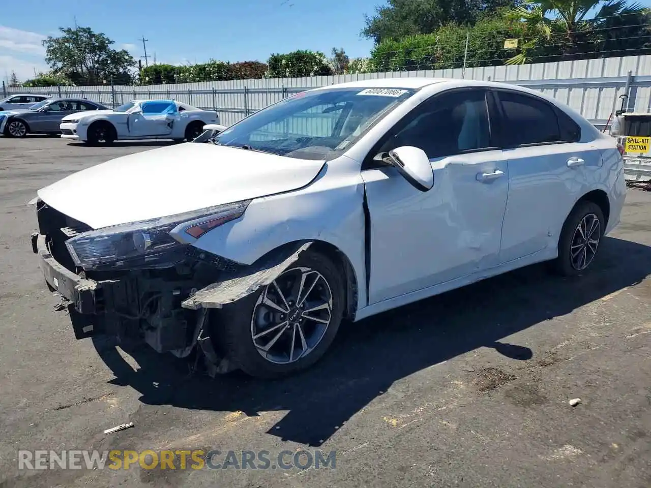 1 Photograph of a damaged car 3KPF24AD4PE635804 KIA FORTE 2023