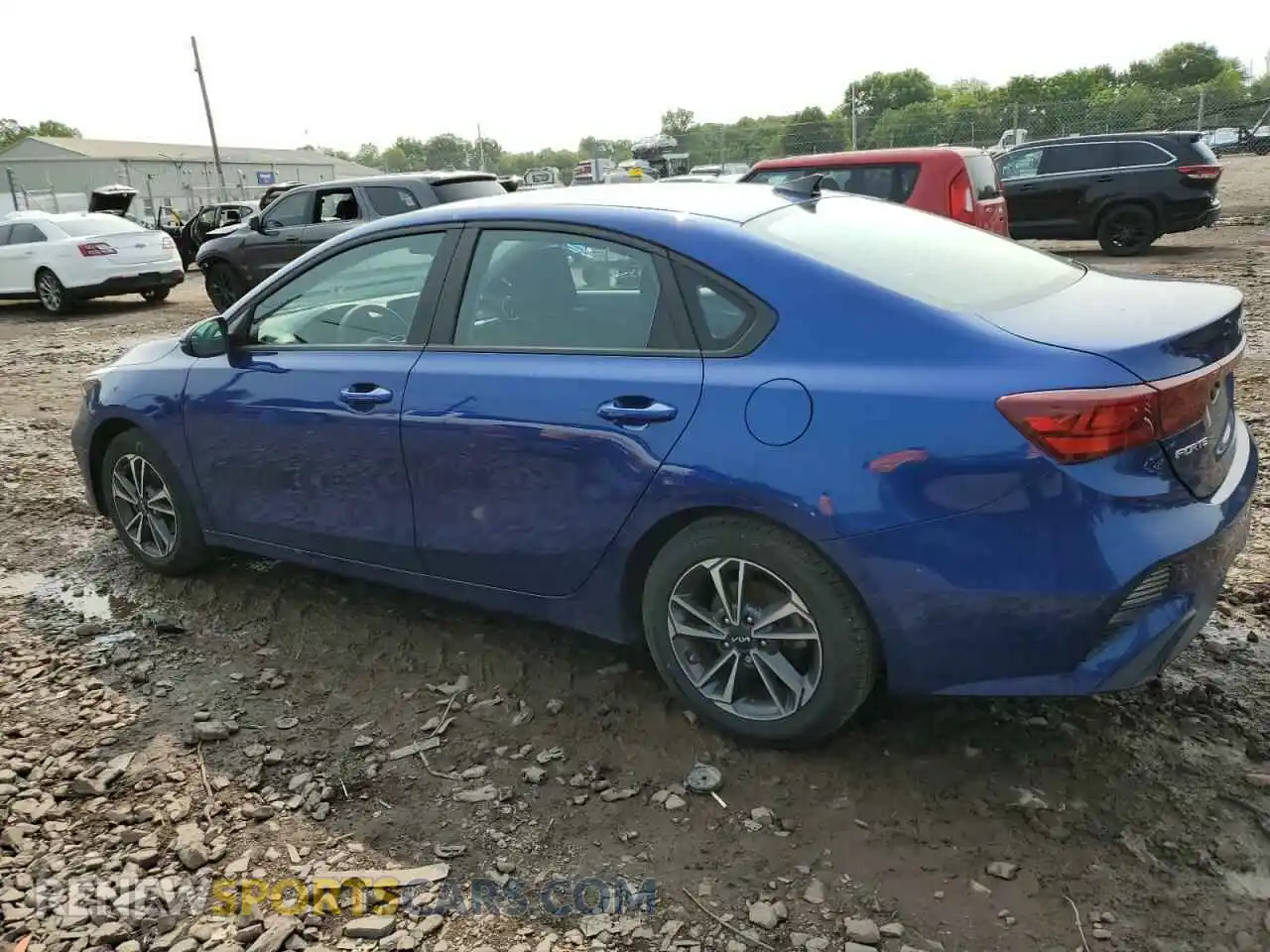 2 Фотография поврежденного автомобиля 3KPF24AD4PE685456 KIA FORTE 2023