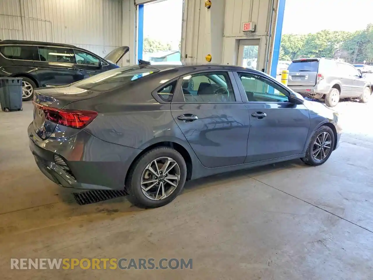 3 Photograph of a damaged car 3KPF24AD5PE512755 KIA FORTE 2023