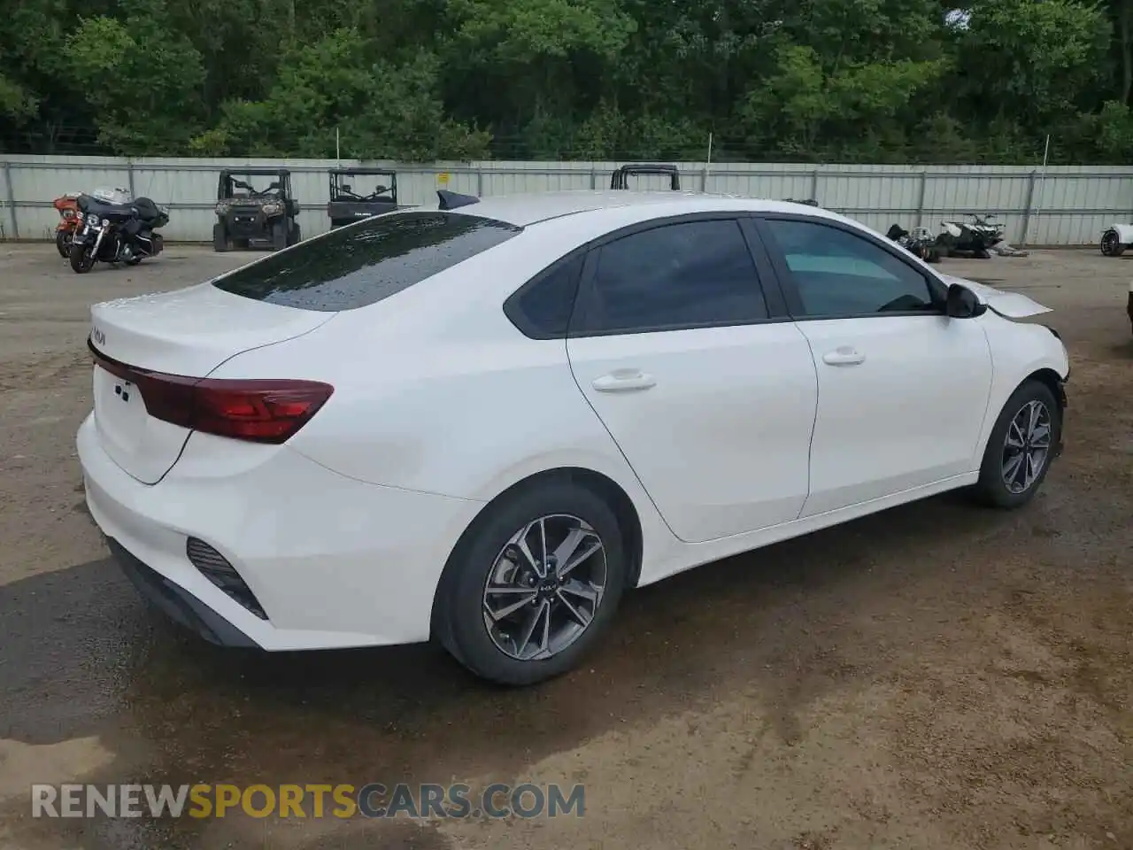 3 Photograph of a damaged car 3KPF24AD5PE655690 KIA FORTE 2023