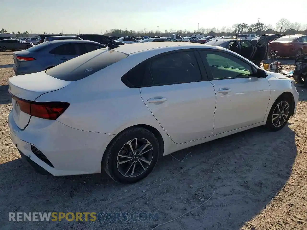 3 Photograph of a damaged car 3KPF24AD6PE525983 KIA FORTE 2023