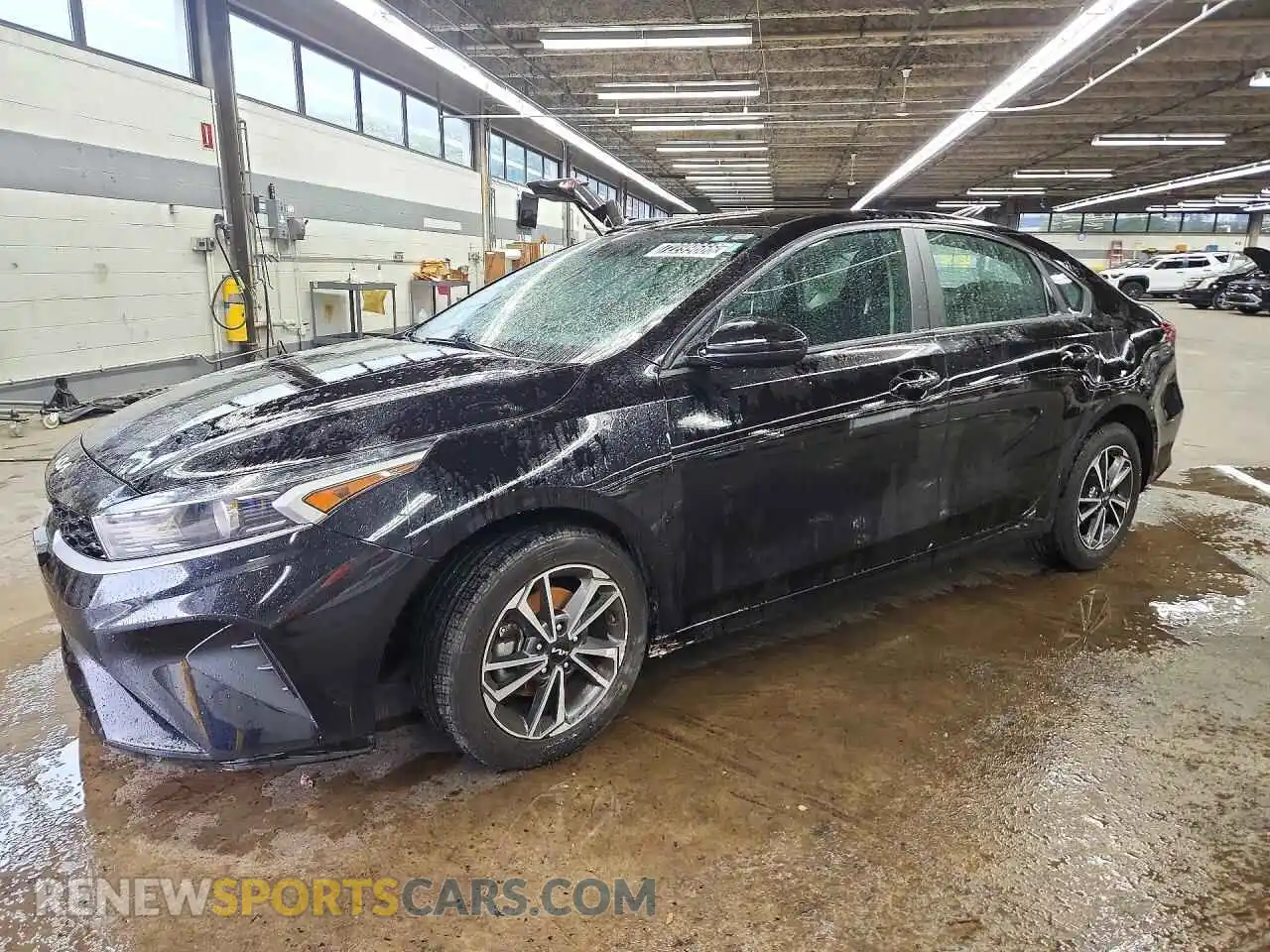 1 Photograph of a damaged car 3KPF24AD6PE529516 KIA FORTE 2023