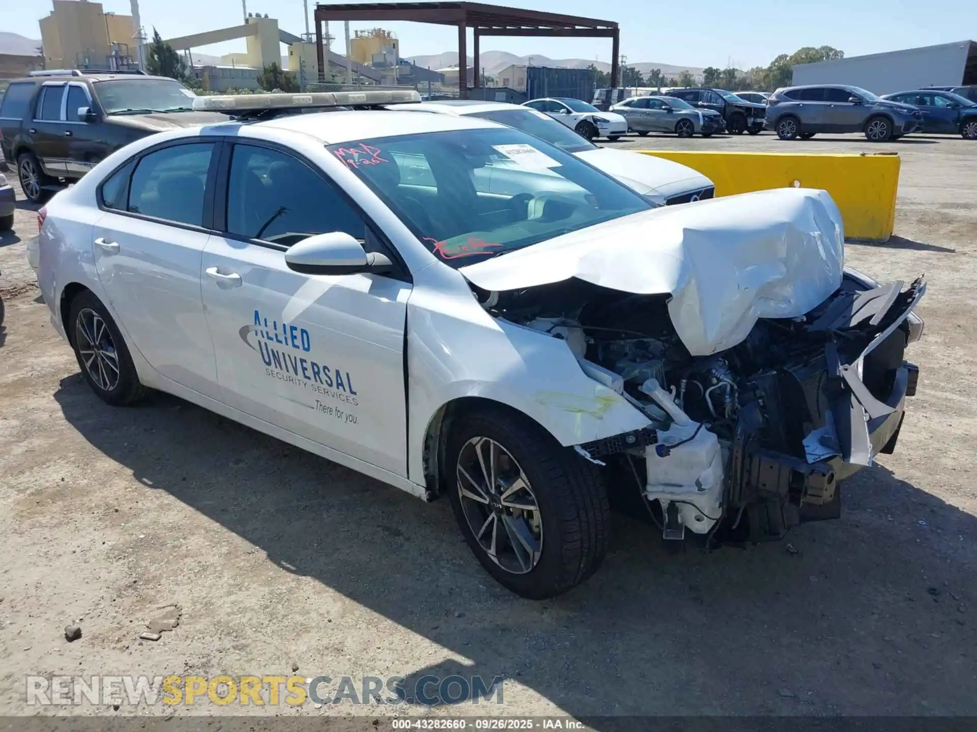 1 Фотография поврежденного автомобиля 3KPF24AD6PE605493 KIA FORTE 2023