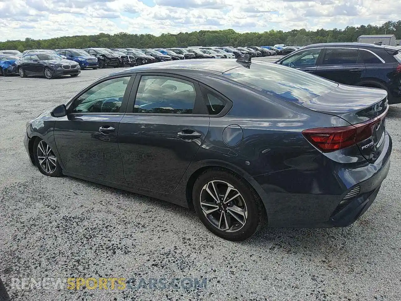 2 fotografías del automóvil dañado 3KPF24AD6PE644262 KIA FORTE 2023