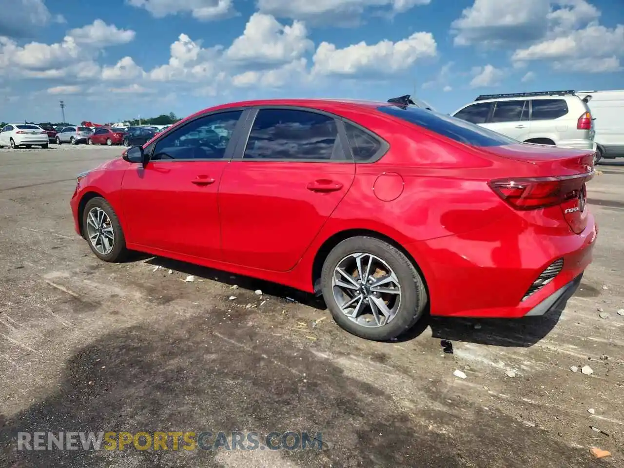 2 fotografías del automóvil dañado 3KPF24AD6PE678606 KIA FORTE 2023