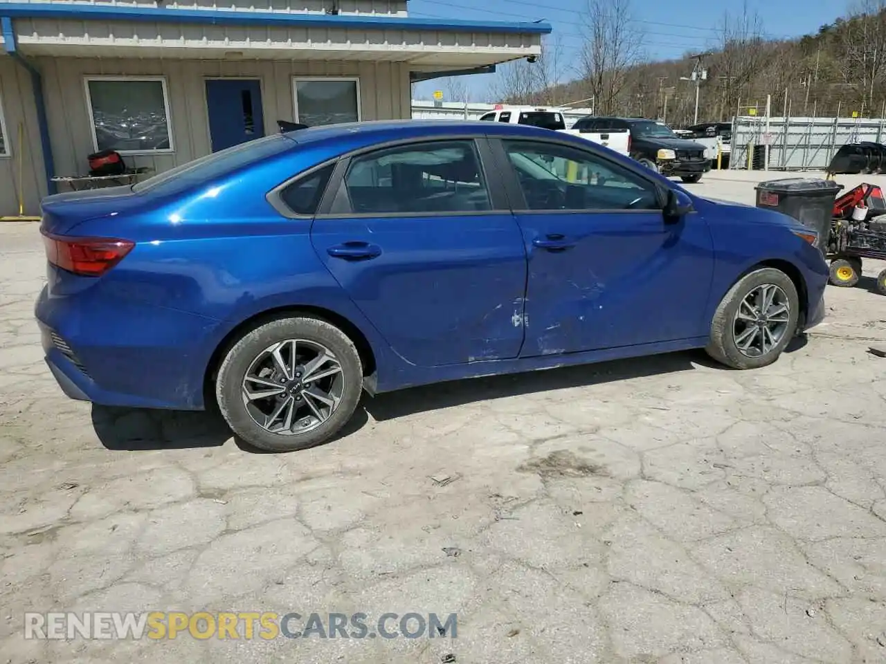 3 fotografías del automóvil dañado 3KPF24AD7PE628894 KIA FORTE 2023