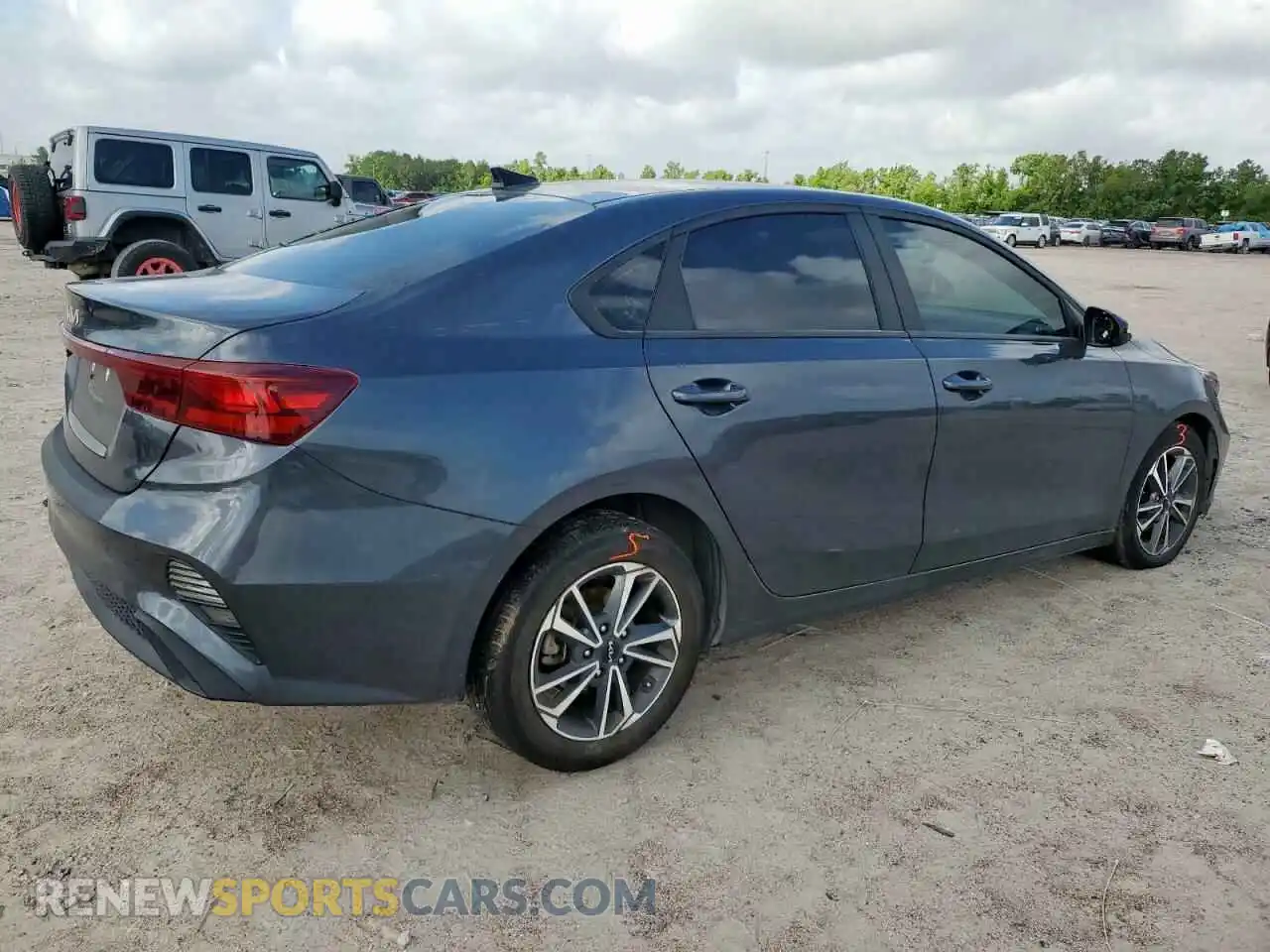 3 Photograph of a damaged car 3KPF24AD7PE654282 KIA FORTE 2023
