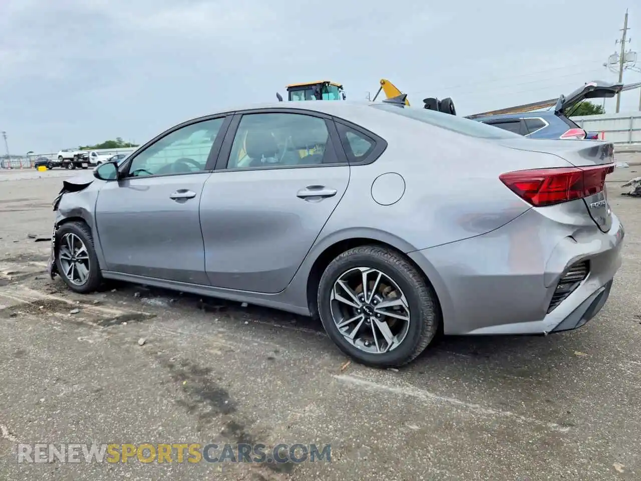 2 Фотография поврежденного автомобиля 3KPF24AD7PE663970 KIA FORTE 2023
