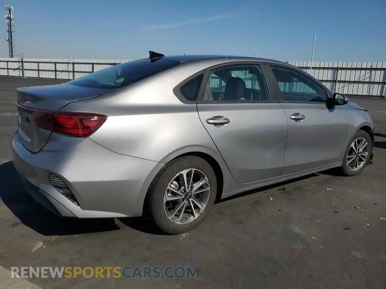 3 Photograph of a damaged car 3KPF24AD7PE669090 KIA FORTE 2023
