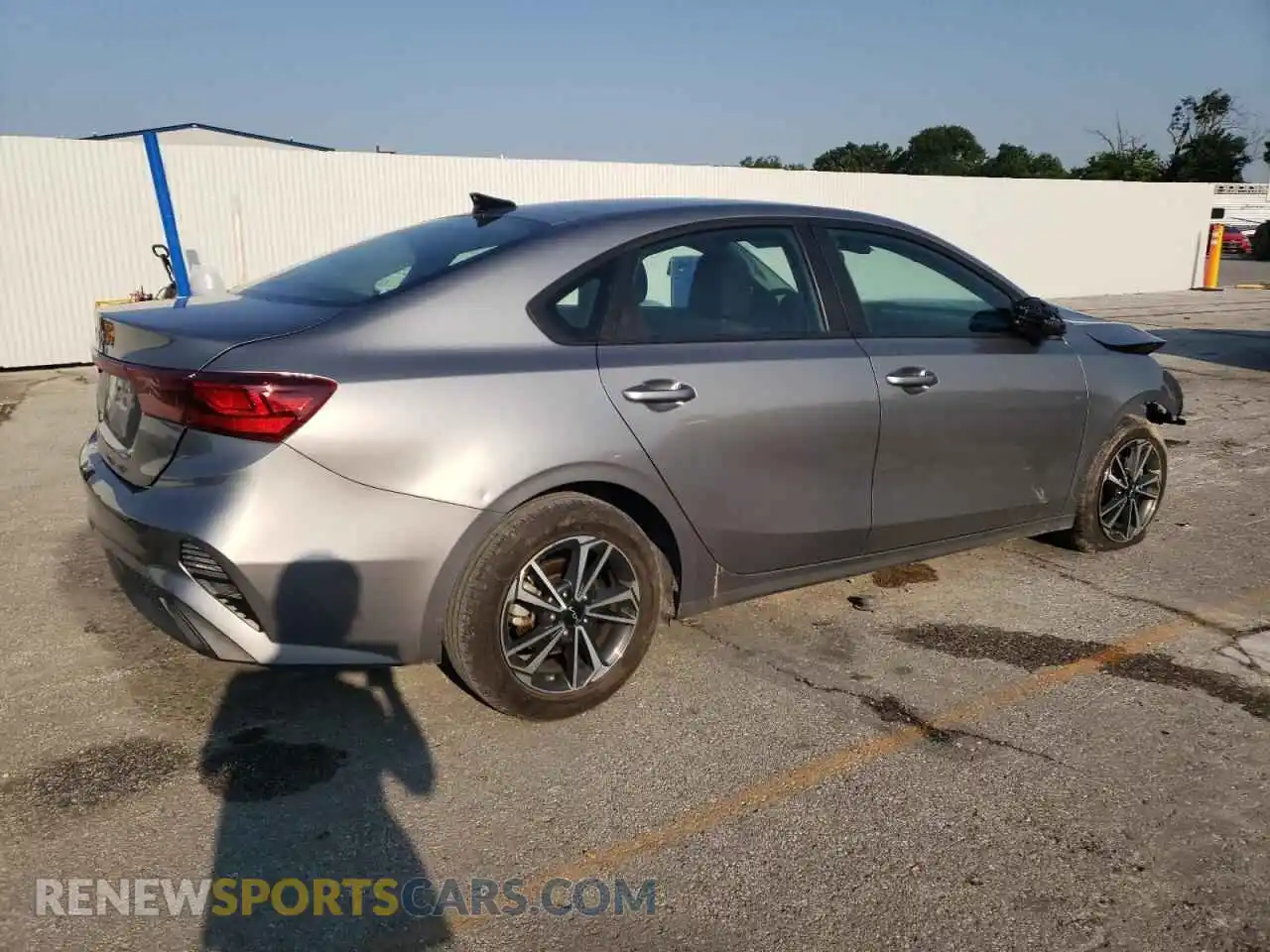 3 Photograph of a damaged car 3KPF24AD9PE561182 KIA FORTE 2023