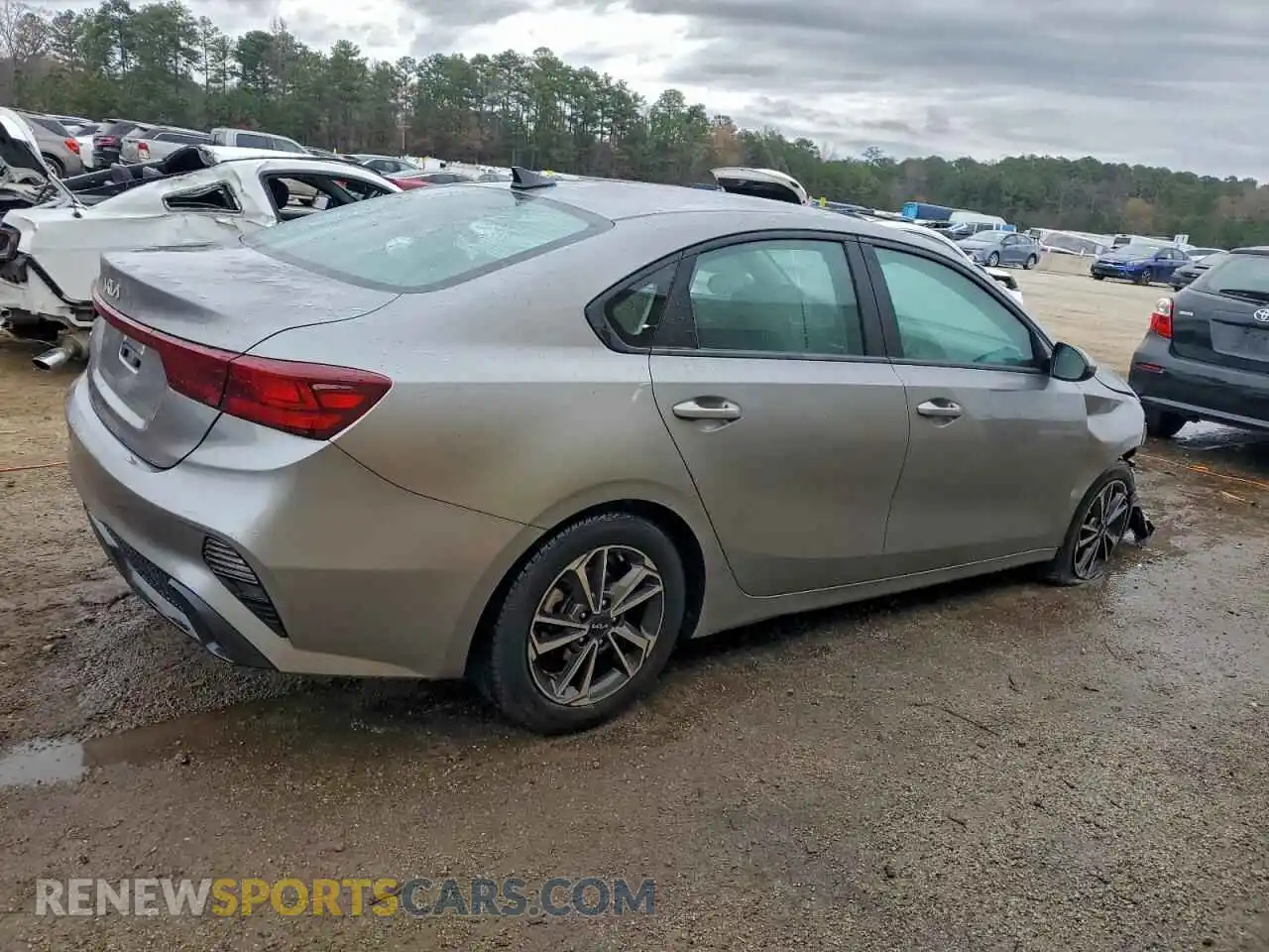 3 Photograph of a damaged car 3KPF24AD9PE583330 KIA FORTE 2023