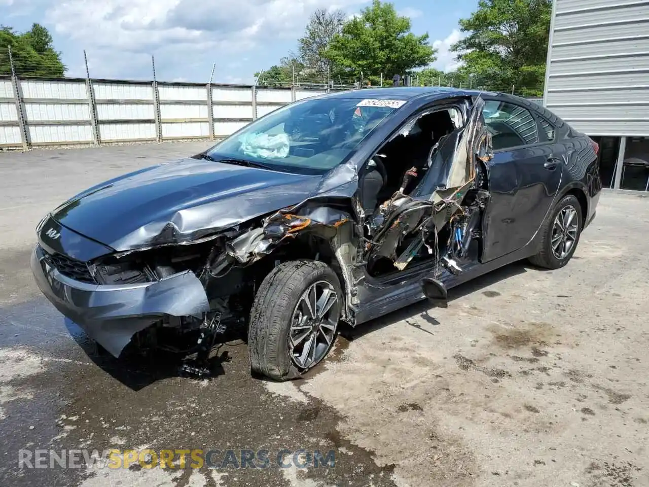 1 Фотография поврежденного автомобиля 3KPF24AD9PE584817 KIA FORTE 2023