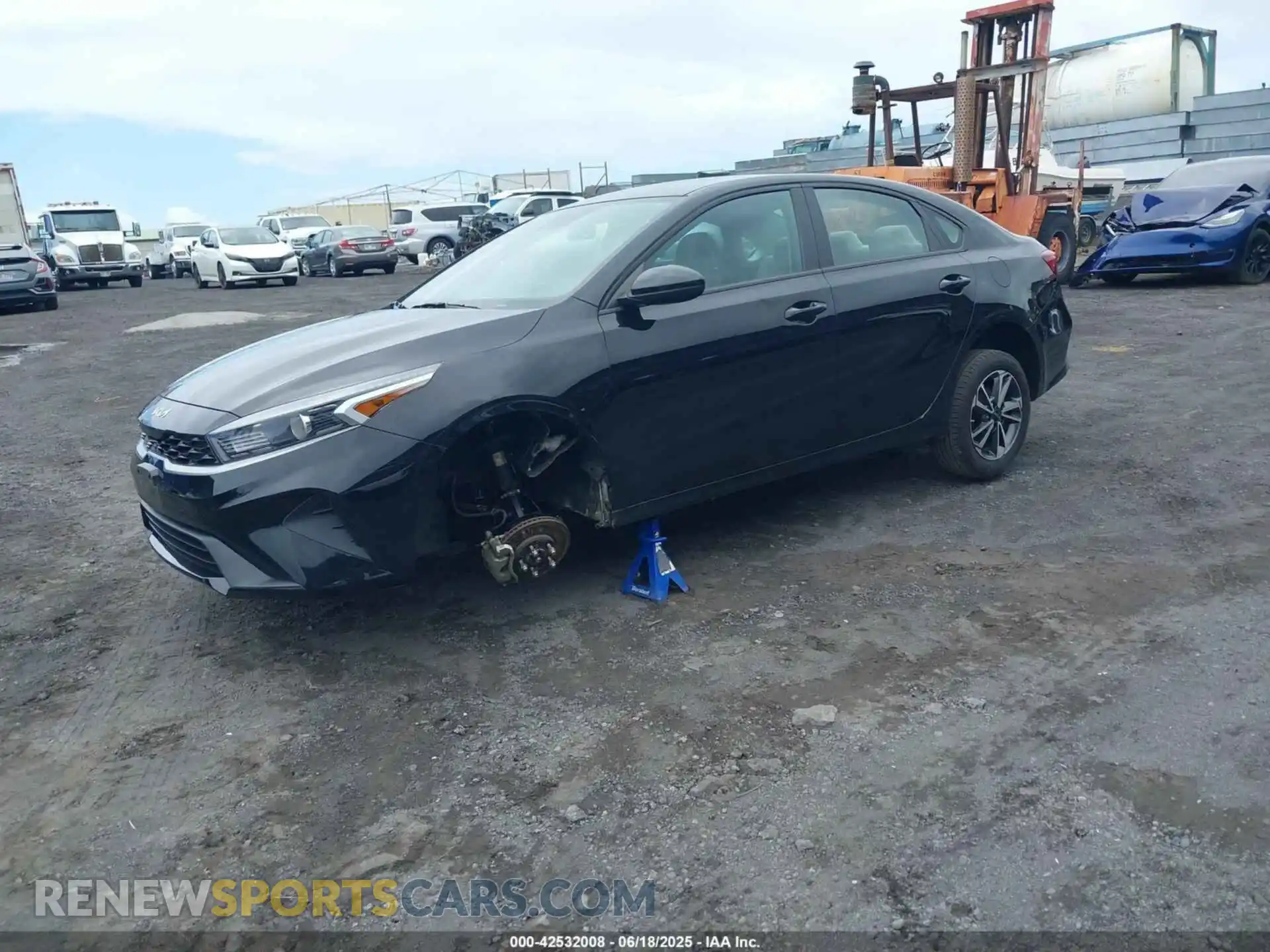 2 Photograph of a damaged car 3KPF24AD9PE646989 KIA FORTE 2023