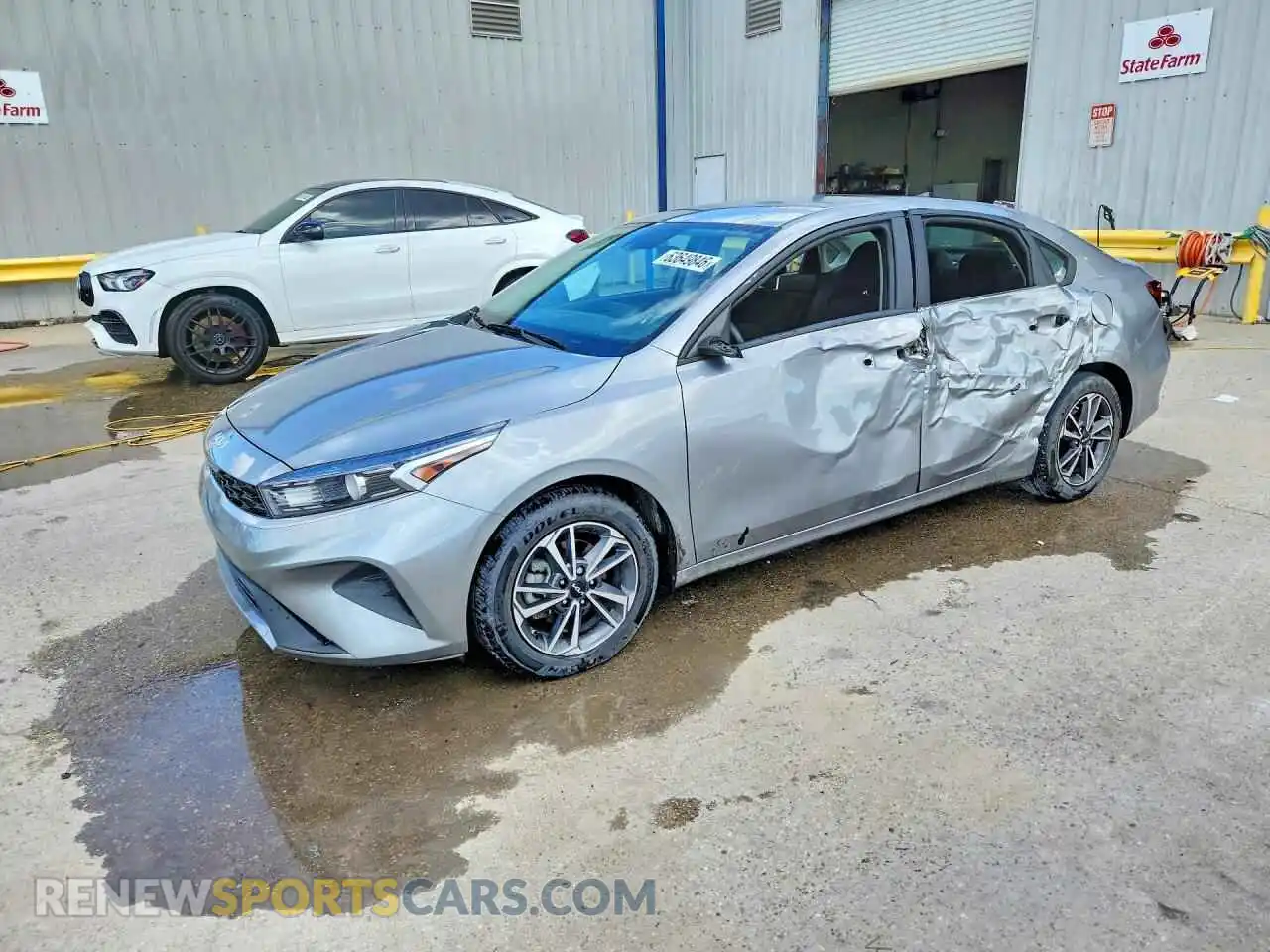 1 Photograph of a damaged car 3KPF24AD9PE653666 KIA FORTE 2023