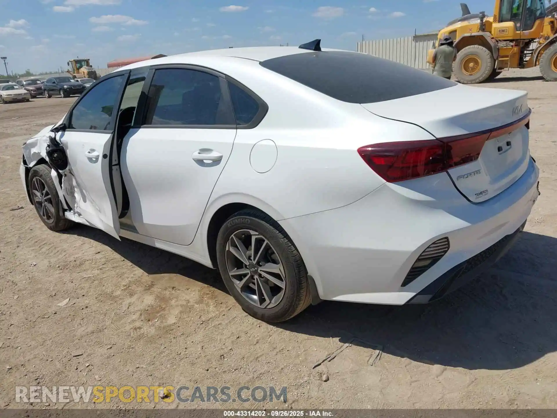 3 Photograph of a damaged car 3KPF24ADXPE507809 KIA FORTE 2023