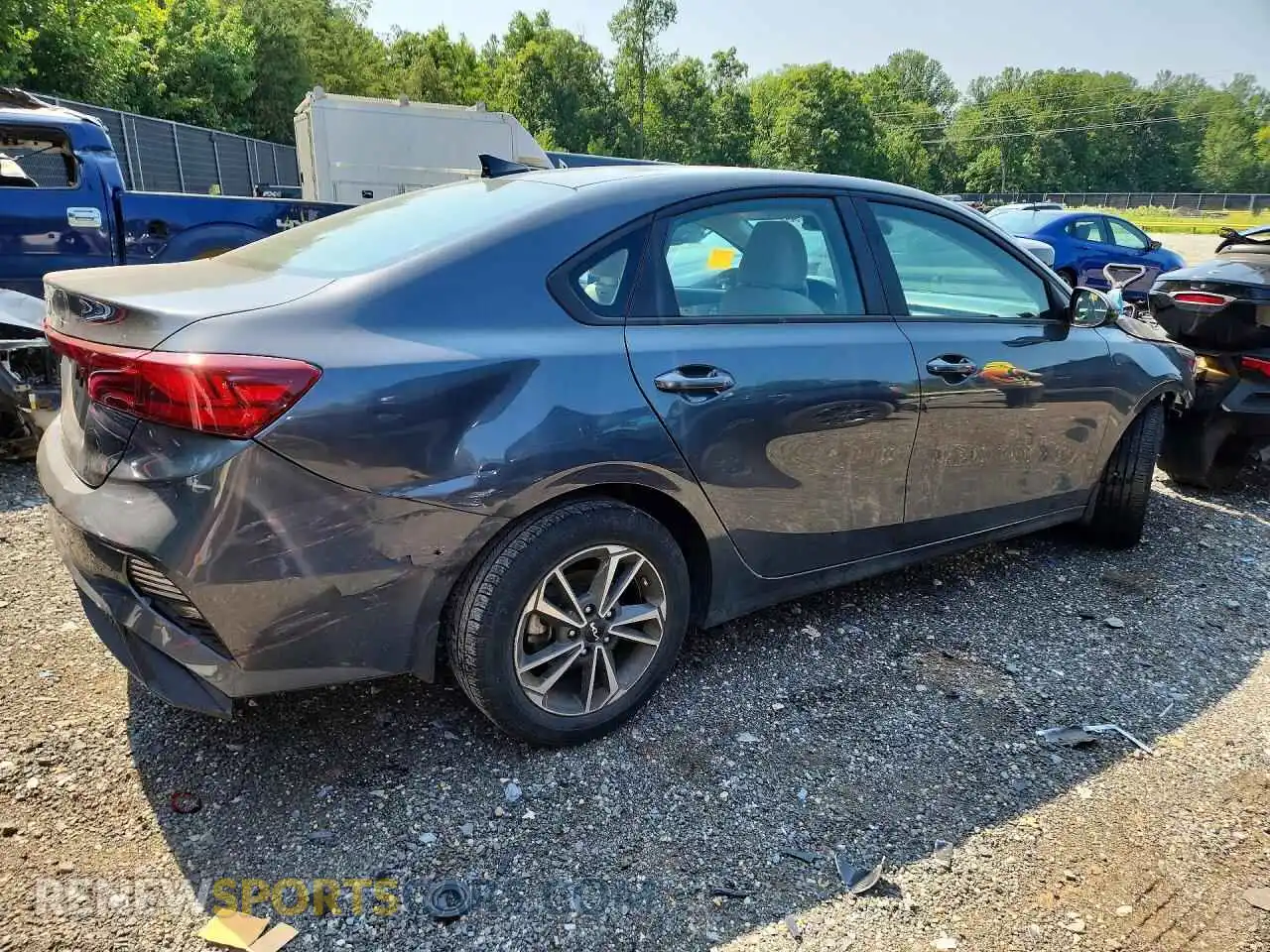 3 Фотография поврежденного автомобиля 3KPF24ADXPE567640 KIA FORTE 2023