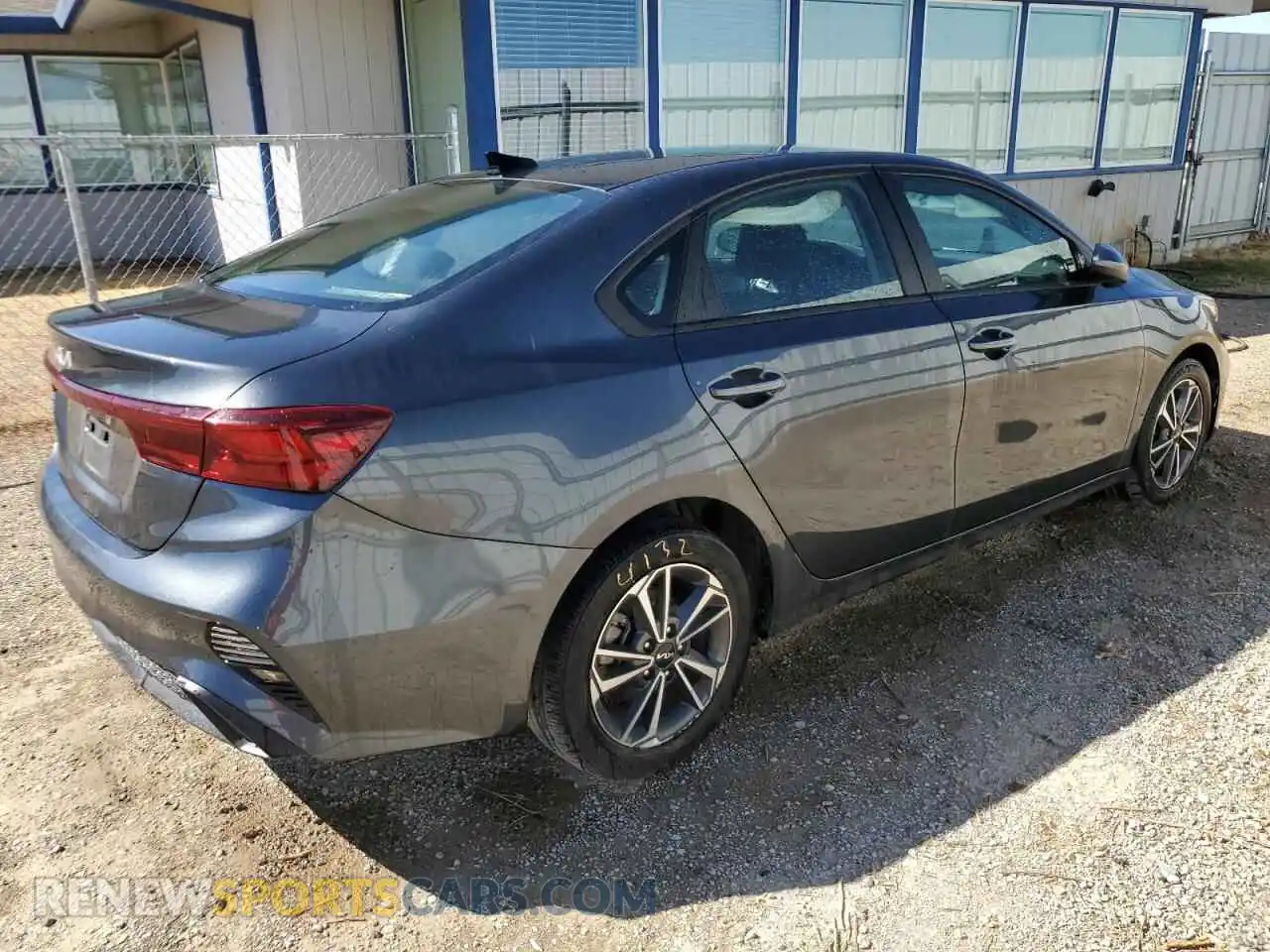 3 Photograph of a damaged car 3KPF24ADXPE584535 KIA FORTE 2023