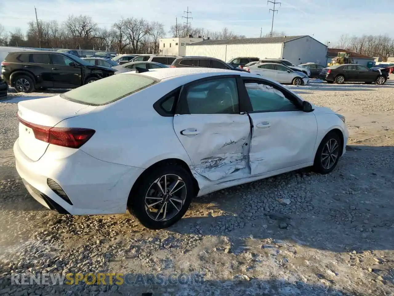 3 Фотография поврежденного автомобиля 3KPF24ADXPE629604 KIA FORTE 2023