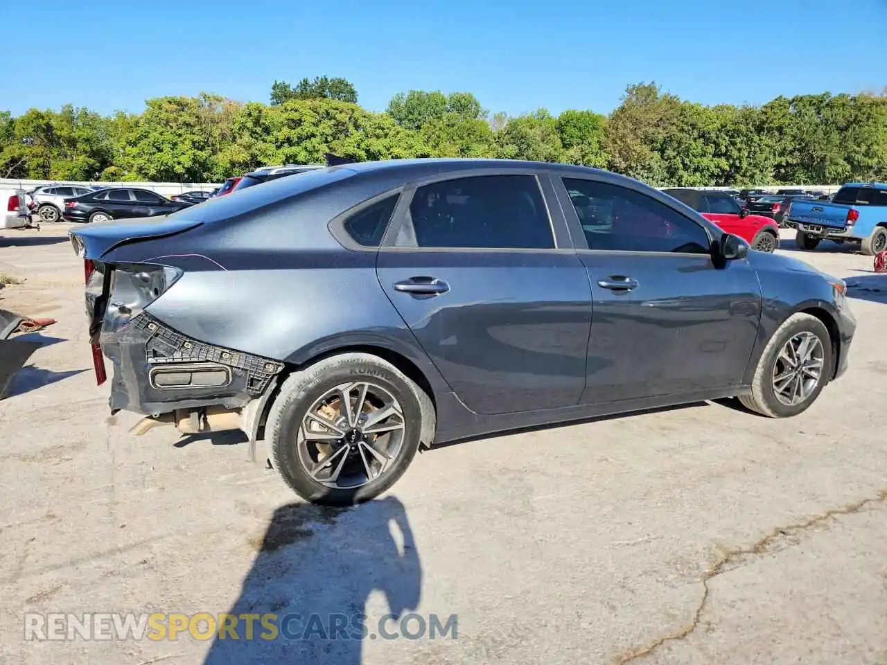 3 Photograph of a damaged car 3KPF24ADXPE644846 KIA FORTE 2023