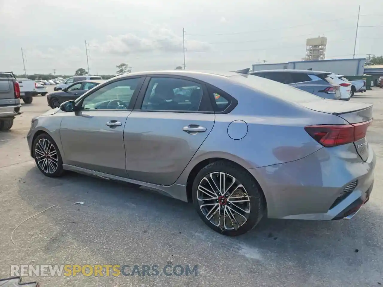 2 fotografías del automóvil dañado 3KPF44AC3PE545397 KIA FORTE 2023