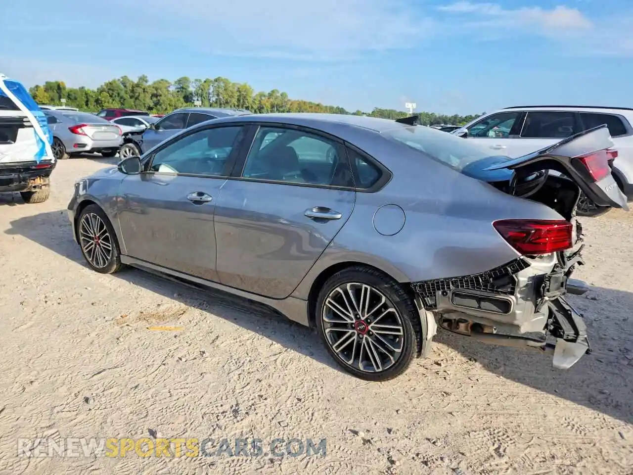 2 Фотография поврежденного автомобиля 3KPF44AC4PE681263 KIA FORTE 2023
