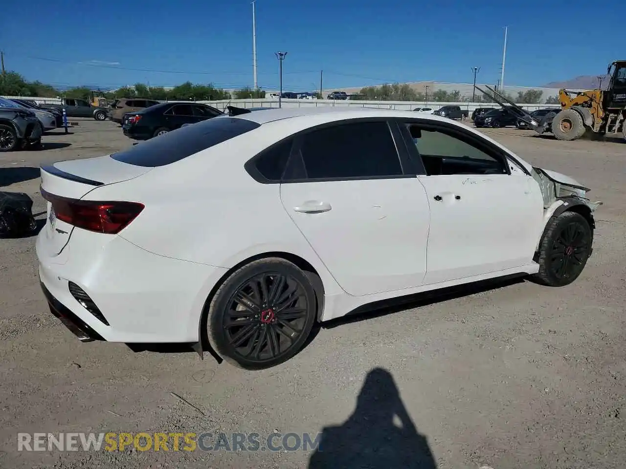 3 Фотография поврежденного автомобиля 3KPF44AC9PE542813 KIA FORTE 2023
