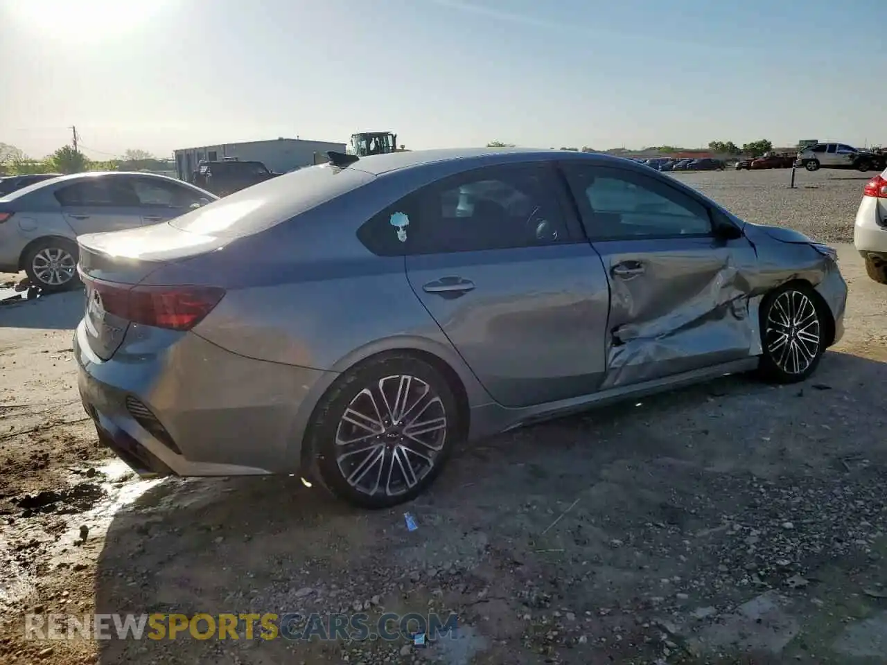 3 fotografías del automóvil dañado 3KPF44AC9PE600094 KIA FORTE 2023