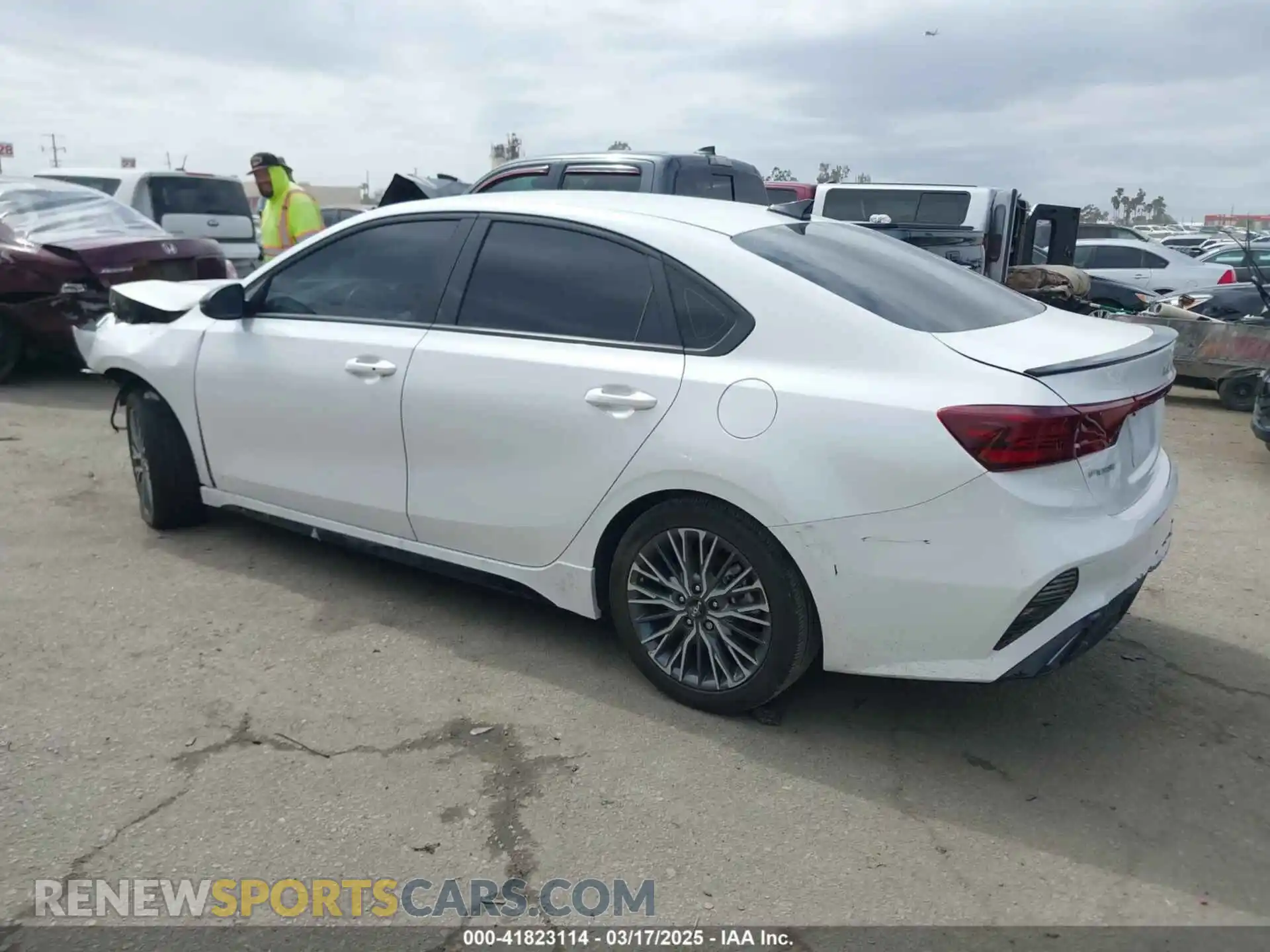 3 Photograph of a damaged car 3KPF54AD1PE615744 KIA FORTE 2023